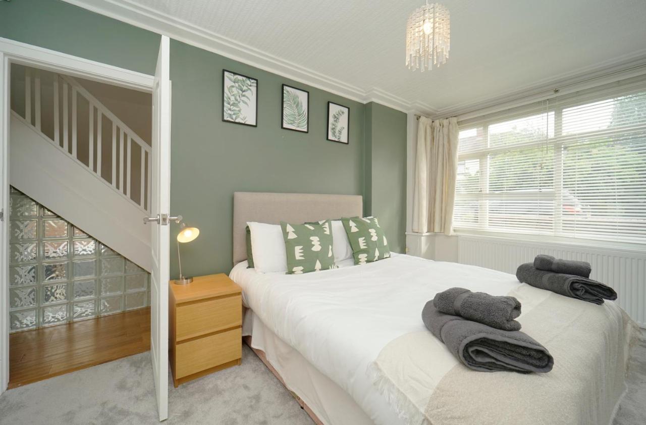 Stunning 5 Bed House In Chapel Allerton, Sleeps 9 Leeds  Bagian luar foto